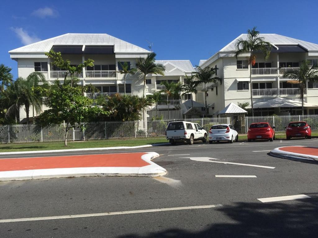 Inner City Value Cairns Exterior foto